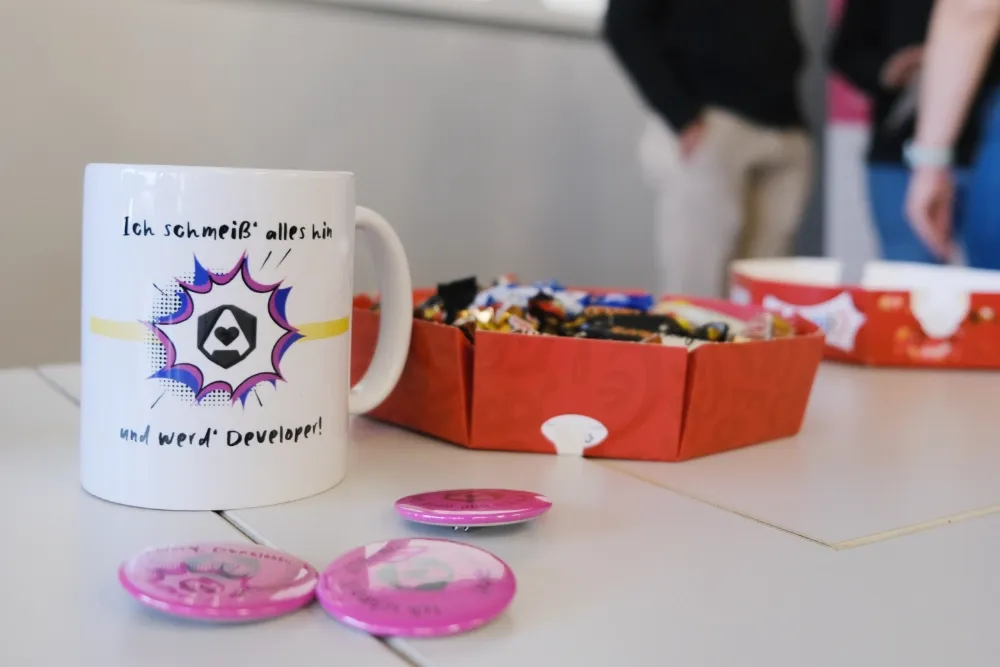 Teilnehmerinnen-Merch beim Diversity Angular Workshop von Guid.New